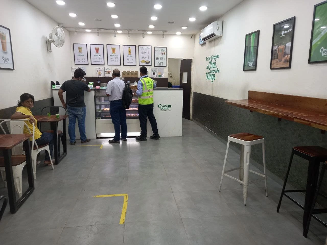 Chai Kings cafe inside Chennai Airport Metro Station, Meenambakkam