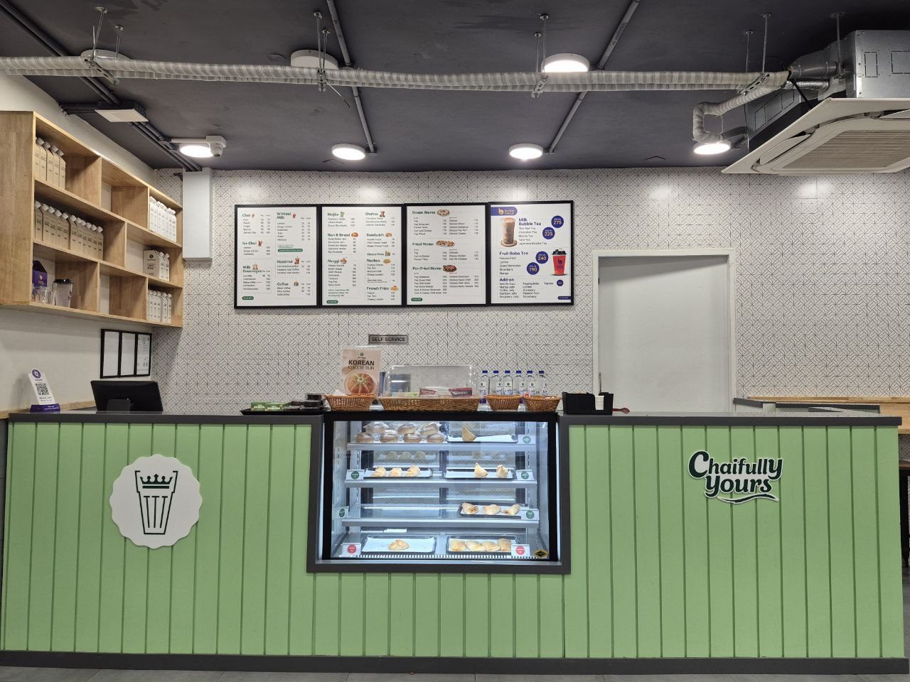 Counter area at Chai Kings Pattabiram