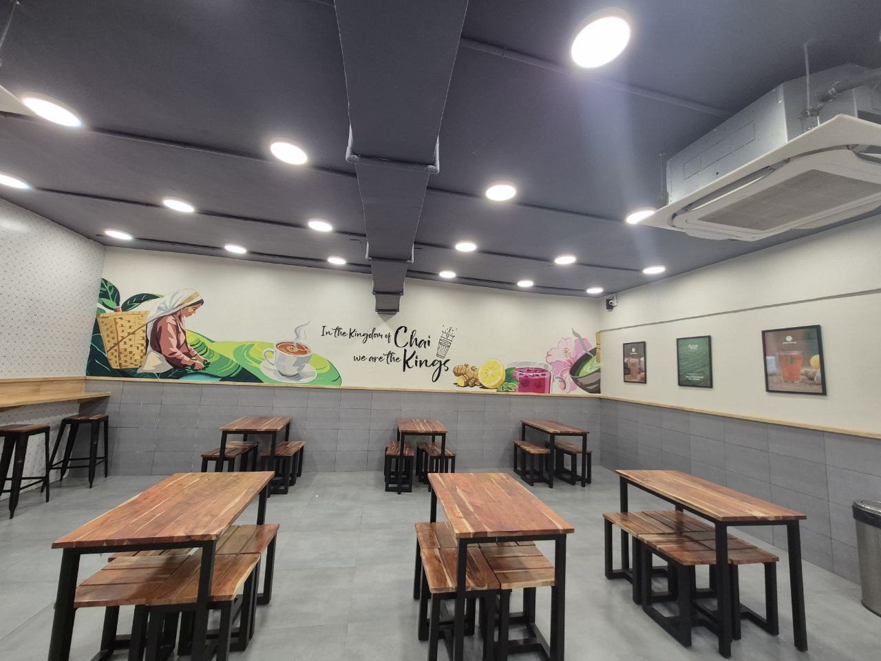 Dining area at Chai Kings Pattabiram cafe